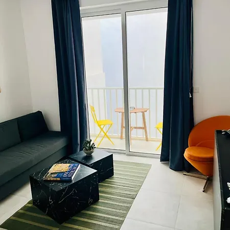 Sea View Duplex - Sliema Centre Apartamento