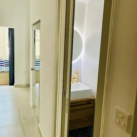 Sea View Duplex - Sliema Centre Apartament Gzira