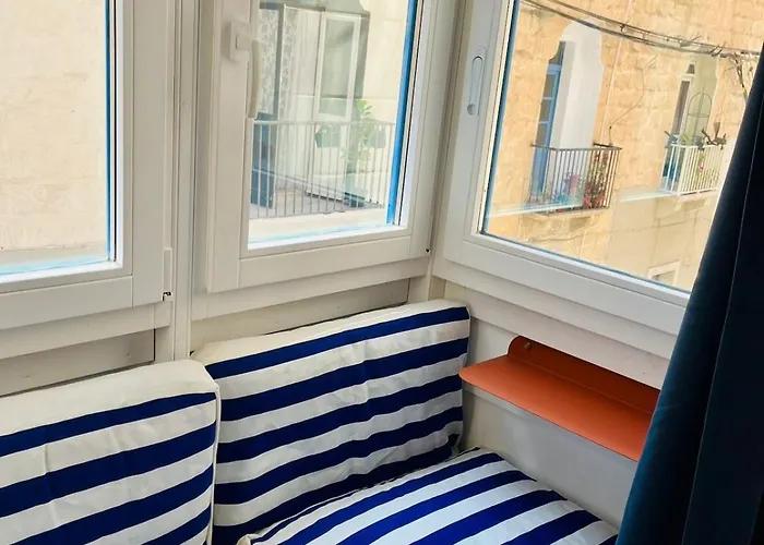 Апартаменты Sea View Duplex - Sliema Centre Gzira