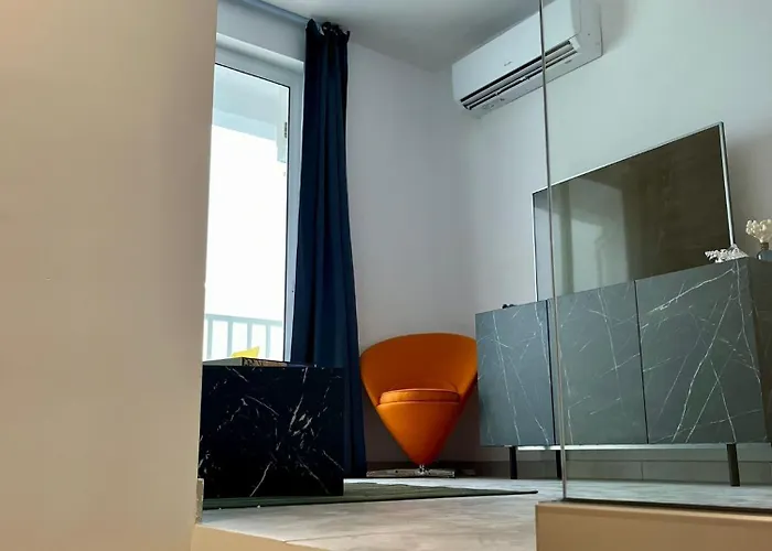 Sea View Duplex - Sliema Centre Апартаменты